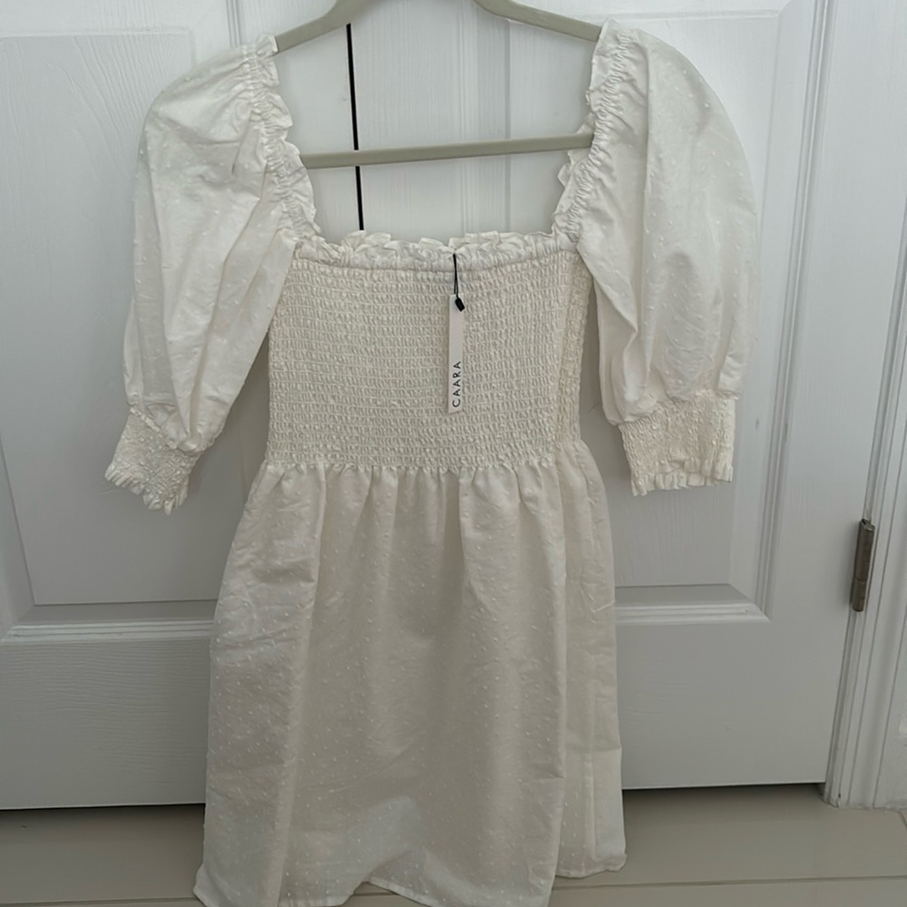 Never worn white Caara Dress